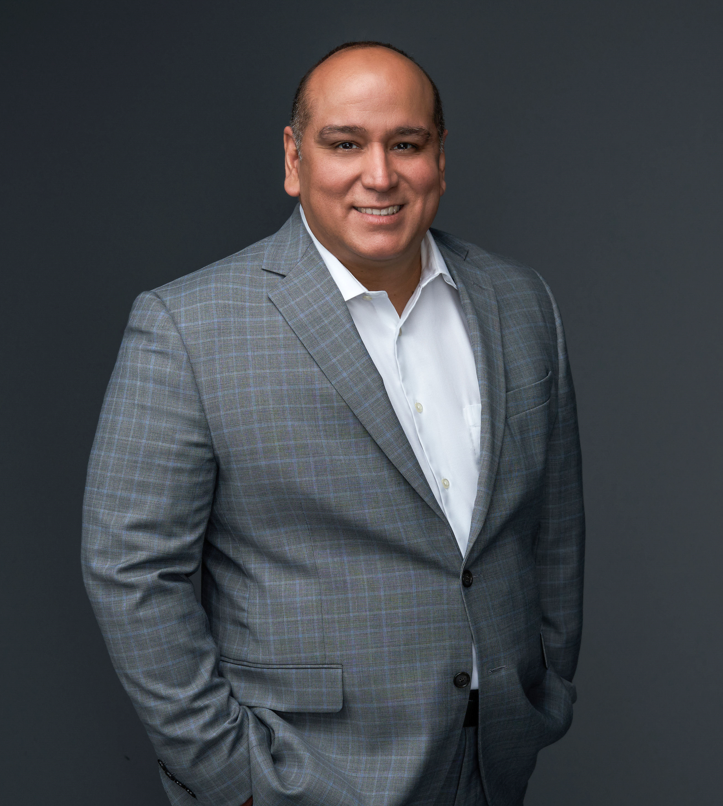 Raymond Moreno Headshot
